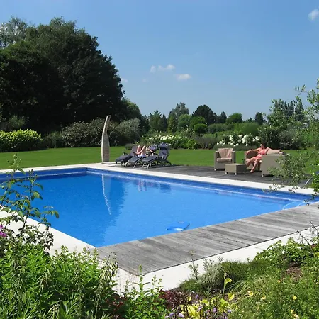 Au Grenier Bed & Breakfast